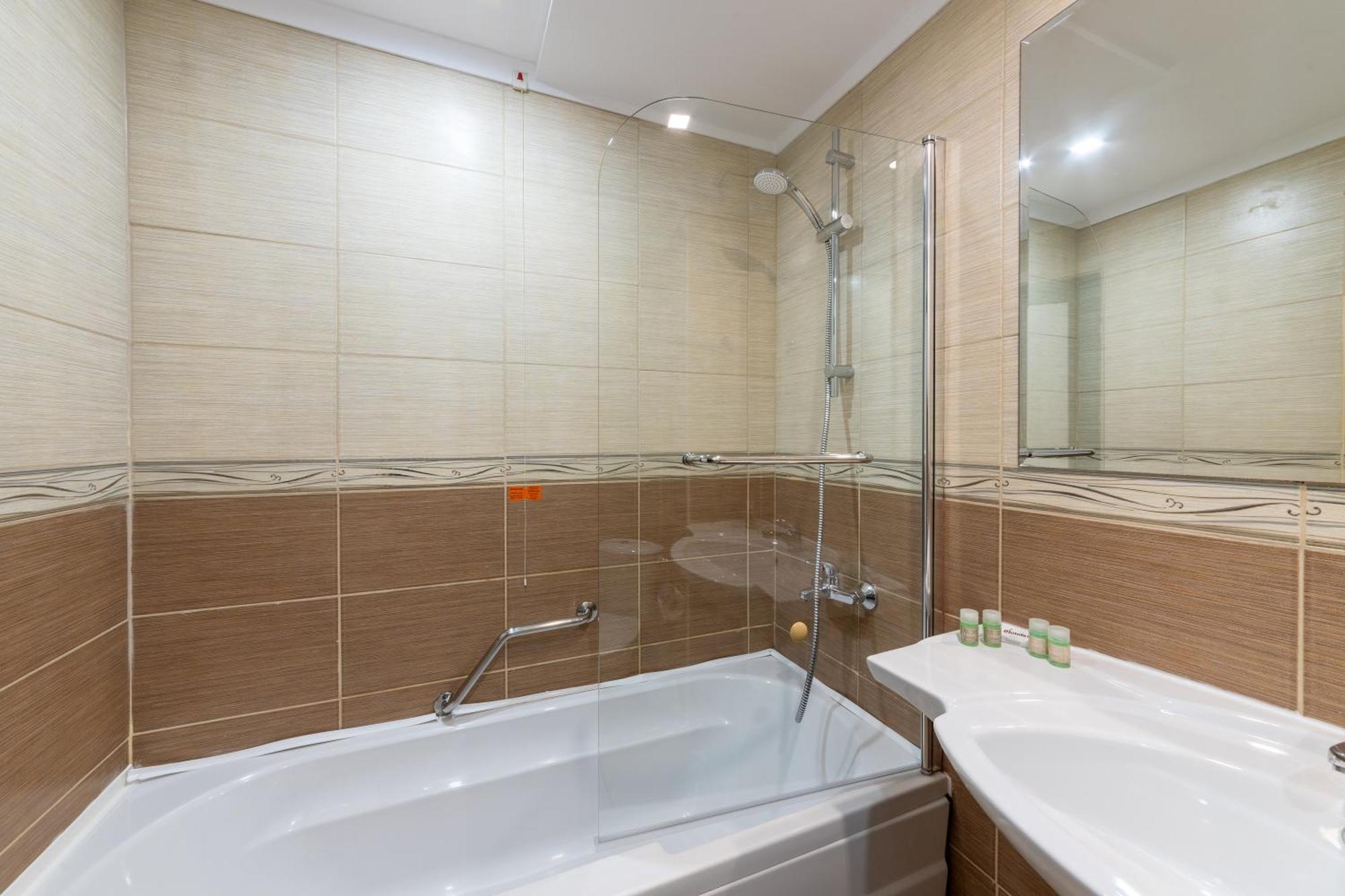 Studio In Sveta Elena Complex Mineral Pool & Spa! Saints Constantine and Helena Екстер'єр фото